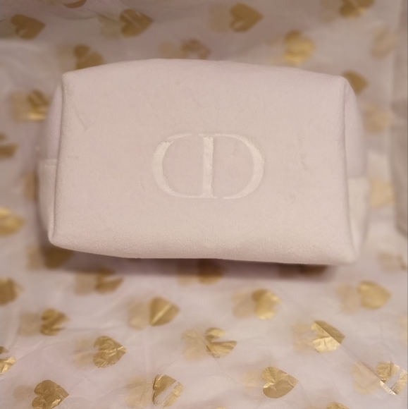 Dior limited edition Velvet cosmetic/ cross body Bag with free Dior lipstick - Picture 7 of 16